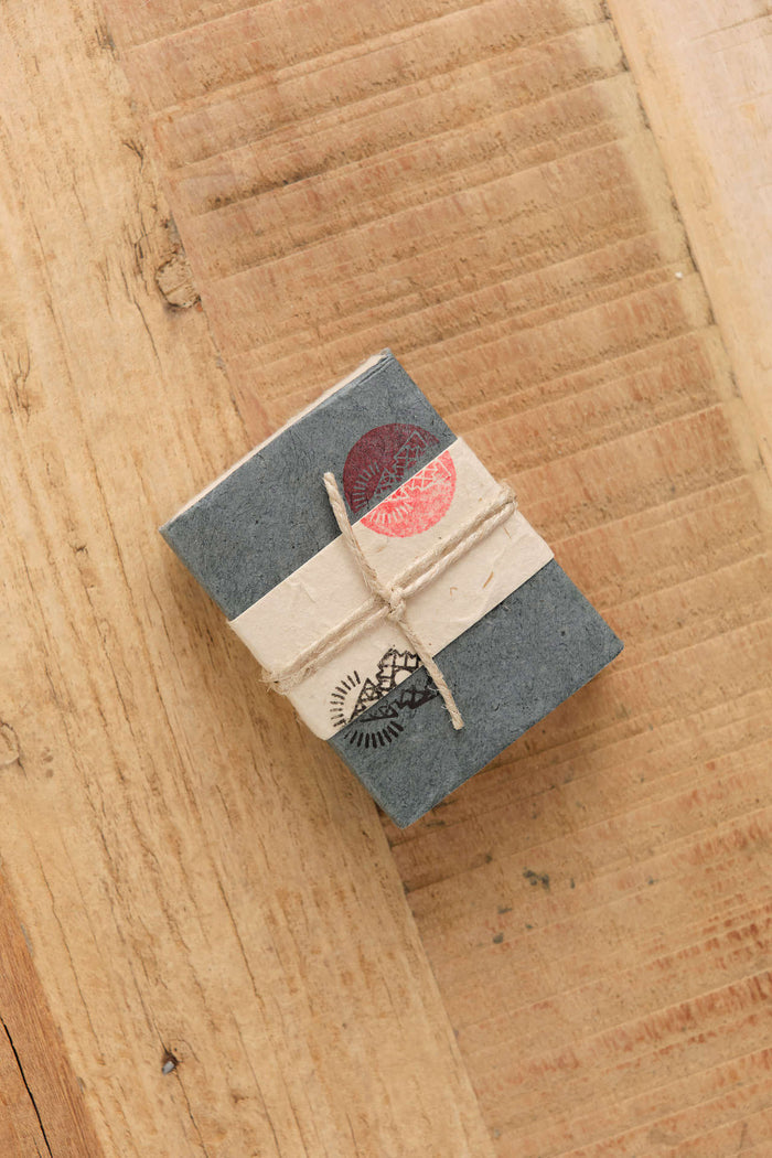 Incausa Beauty Bar Soap Exfoliating Charcoal Soap